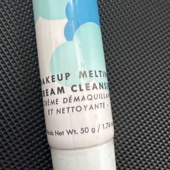 Sweet feet socks and SO Susan cosmetics skin pristine cream cleanser - Picture 5 of 7